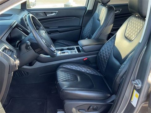 Used 2024 Ford Edge Titanium image 15