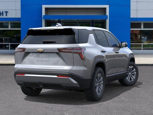 New 2026 Chevrolet Equinox LT w/ Convenience Package II FWD image 4