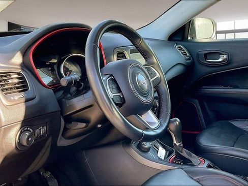 Used 2019 Jeep Compass Trailhawk w/ Leather Interior Group image 14