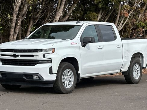 Used 2019 Chevrolet Silverado 1500 RST w/ All-Star Edition image 8