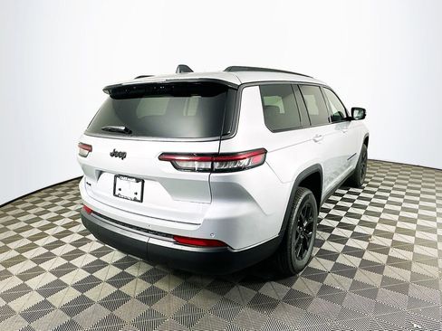 New 2026 Jeep Grand Cherokee L 4WD image 10