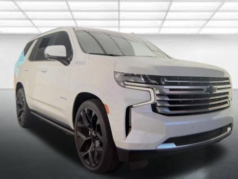 Used 2021 Chevrolet Tahoe High Country AWD/4WD image 1