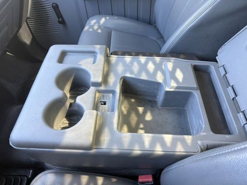 Used 2015 Ford F550 4x4 Regular Cab Super Duty image 24