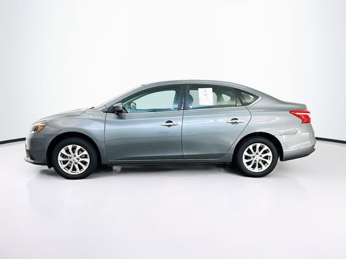 Used 2019 Nissan Sentra SV FWD image 4