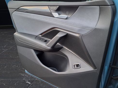 New 2026 Volkswagen Tiguan SE image 28