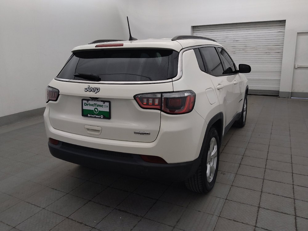 Used 2019 Jeep Compass Latitude w/ Popular Equipment Group FWD image 9