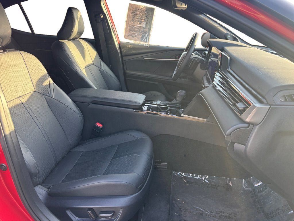 Used 2025 Toyota Camry XSE w/ Premium Package FWD image 17