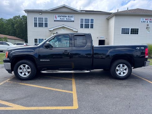 Used 2013 GMC Sierra 1500 SLE w/ Power Tech Package AWD/4WD image 1