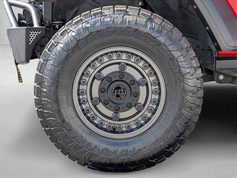 Used 2022 Jeep Wrangler Willys AWD/4WD image 22