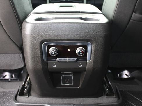 Used 2021 Chevrolet Tahoe Z71 AWD/4WD image 49