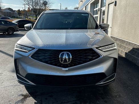 New 2026 Acura MDX SH-AWD image 2