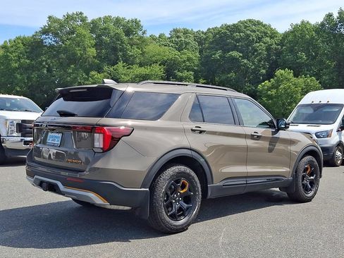 Used 2026 Ford Explorer Tremor w/ Tremor Ultimate Package AWD/4WD image 6