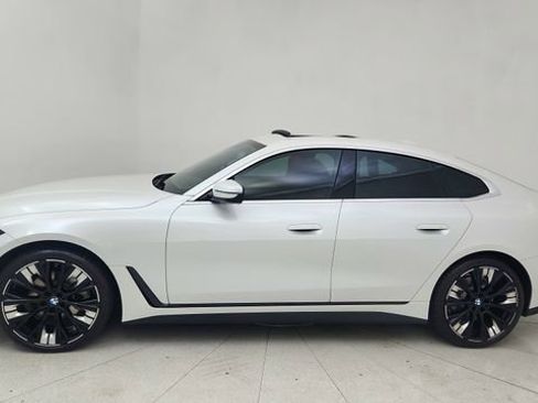 Used 2025 BMW 430i image 3