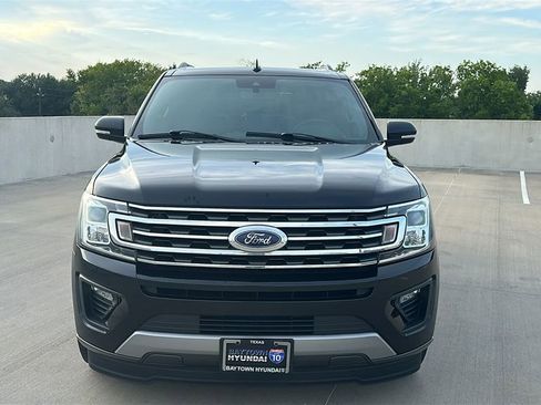 Used 2020 Ford Expedition Max XLT w/ Equipment Group 202A RWD image 8