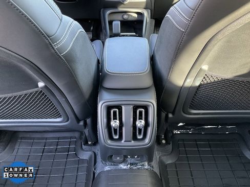 Used 2022 Volvo C40 P8 Recharge Ultimate image 34