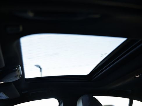 New 2026 BMW 330i Sedan w/ M Sport Package image 14