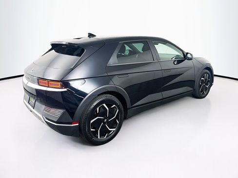 Used 2024 Hyundai Ioniq 5 SEL image 9