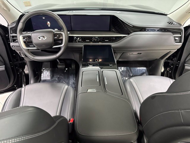 Used 2025 INFINITI QX80 Pure AWD/4WD image 4