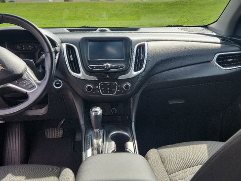 Used 2018 Chevrolet Equinox LT image 15