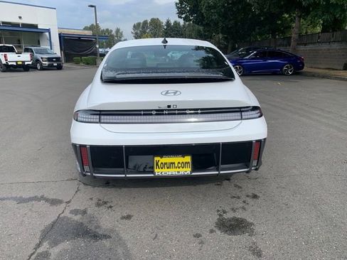 New 2025 Hyundai Ioniq 6 SEL image 4