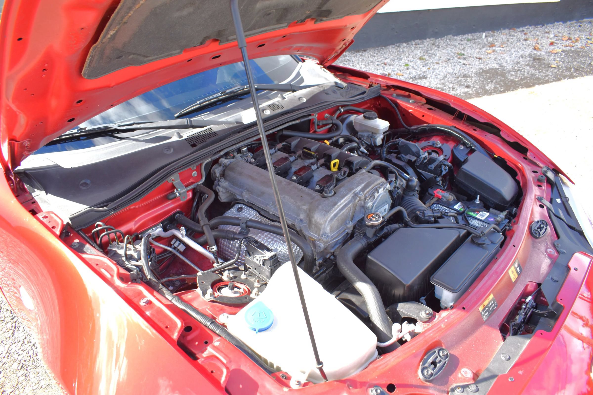 Used 2016 MAZDA MX-5 Miata Grand Touring RWD image 34