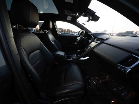 Used 2020 Jaguar E-PACE SE image 27