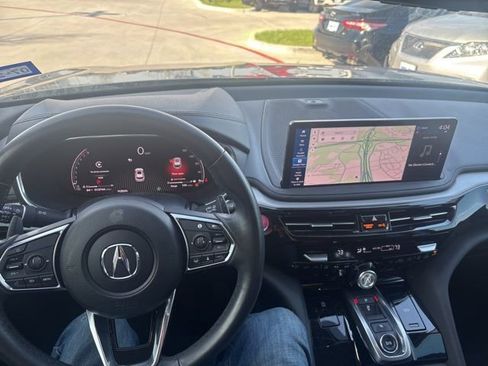Used 2025 Acura MDX w/ Technology Package image 8