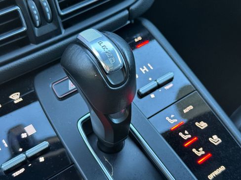 Certified 2023 Porsche Macan GTS image 26