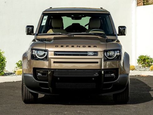 New 2026 Land Rover Defender 110 S AWD/4WD image 3