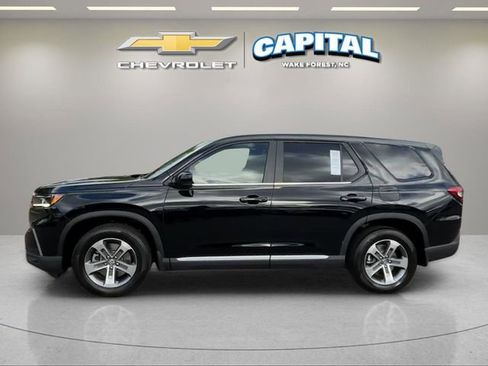 Used 2023 Honda Pilot EX-L image 2