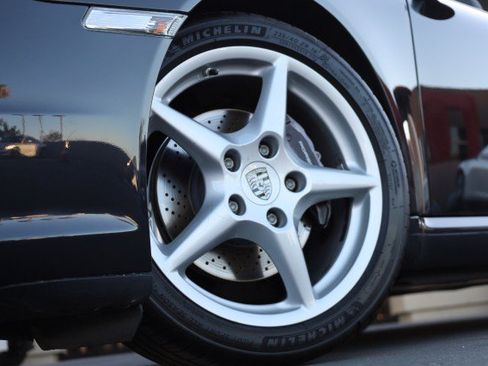 Used 2006 Porsche 911 Carrera RWD image 49