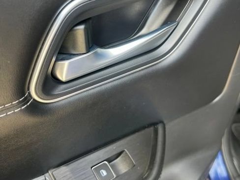 Used 2021 Nissan Rogue Platinum FWD image 18