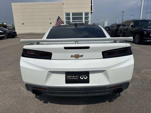 Used 2017 Chevrolet Camaro LT RWD image 6