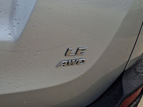 Used 2013 Toyota RAV4 LE AWD/4WD image 30