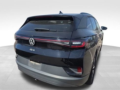 Used 2023 Volkswagen ID.4 Pro AWD/4WD image 2