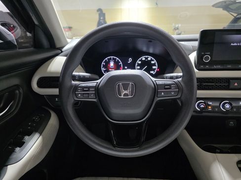 Used 2023 Honda HR-V LX image 20
