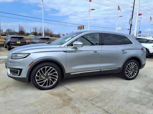 Used 2020 Lincoln Nautilus Reserve w/ Equipment Group 201A image 3