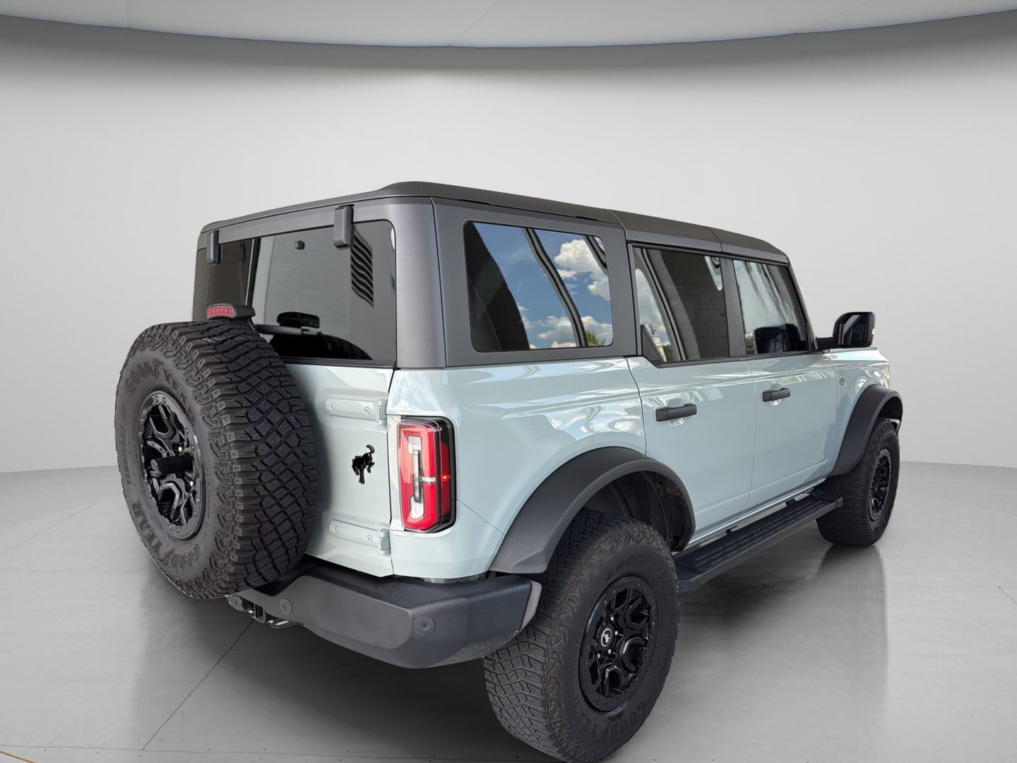 Used 2023 Ford Bronco Wildtrak AWD/4WD image 11