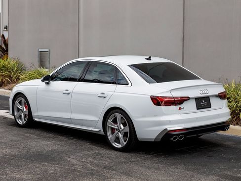 Used 2022 Audi S4 Premium Plus w/ Premium Plus Package image 3