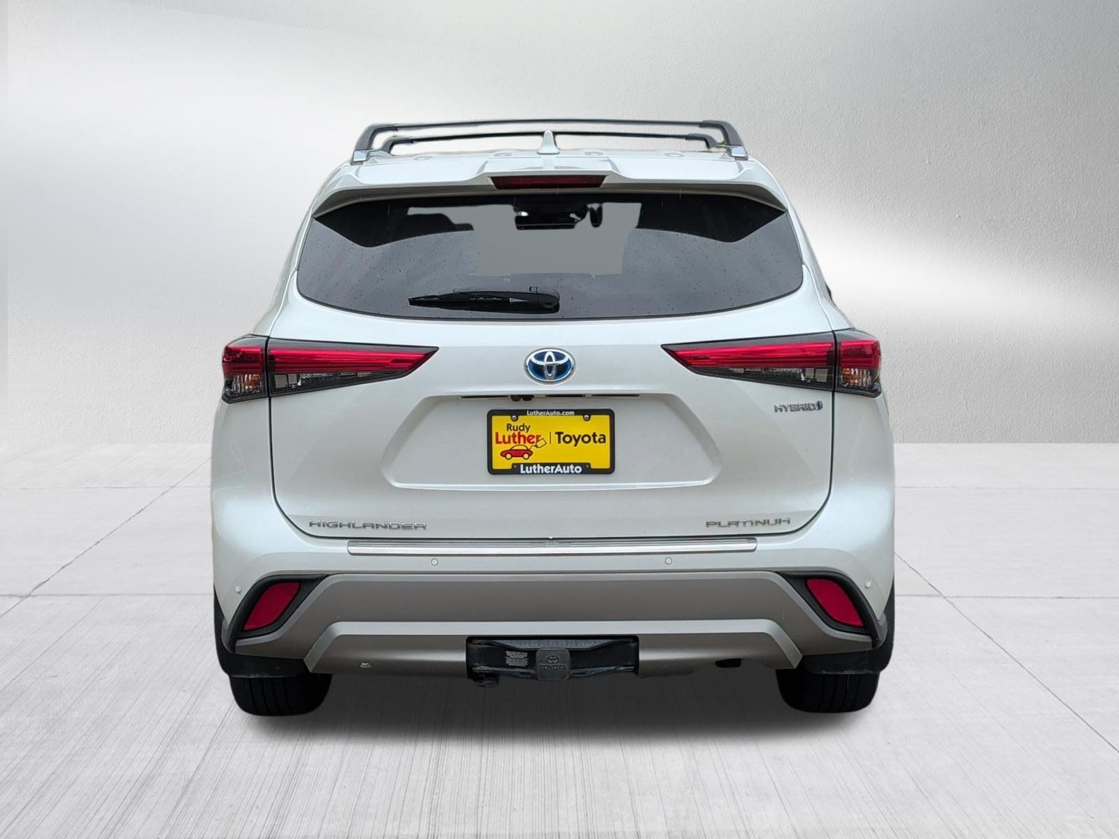Used 2022 Toyota Highlander Platinum AWD/4WD image 6