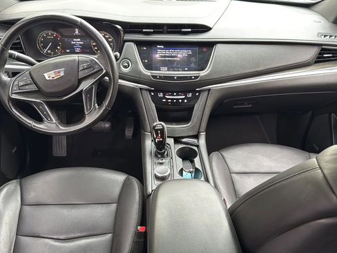 Used 2020 Cadillac XT5 Premium Luxury image 30