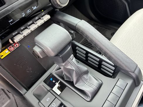 New 2026 Toyota 4Runner SR5 AWD/4WD image 27