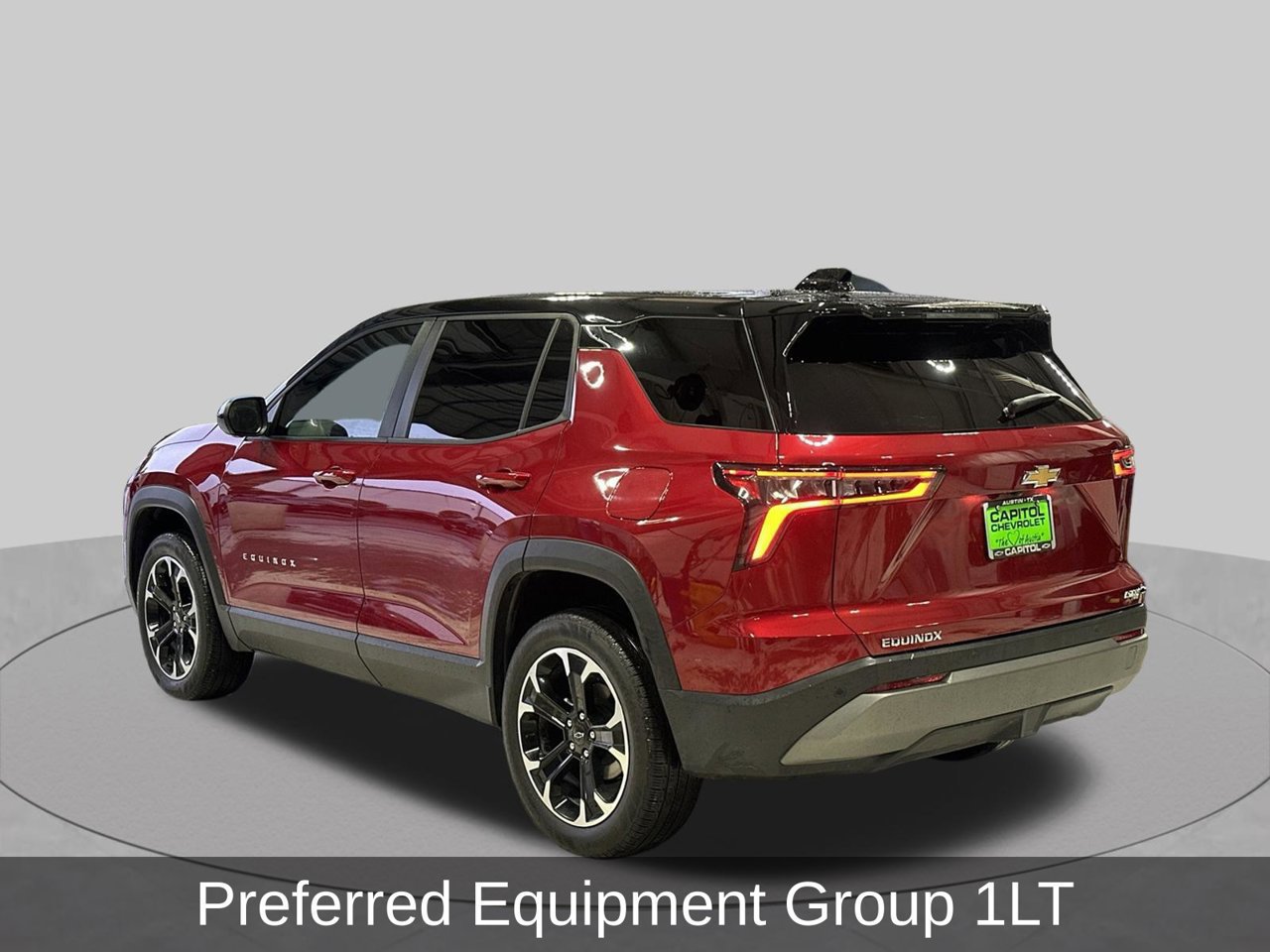Used 2026 Chevrolet Equinox LT FWD image 3