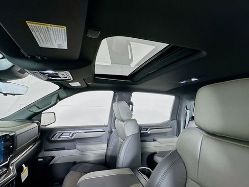 New 2026 Chevrolet Silverado 1500 ZR2 w/ Dark Appearance Package image 23