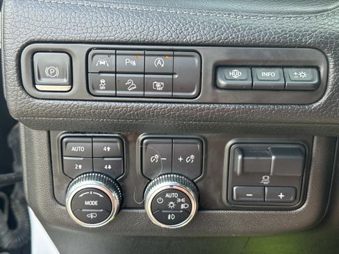 Used 2023 GMC Yukon Denali w/ Max Trailering Package AWD/4WD image 20