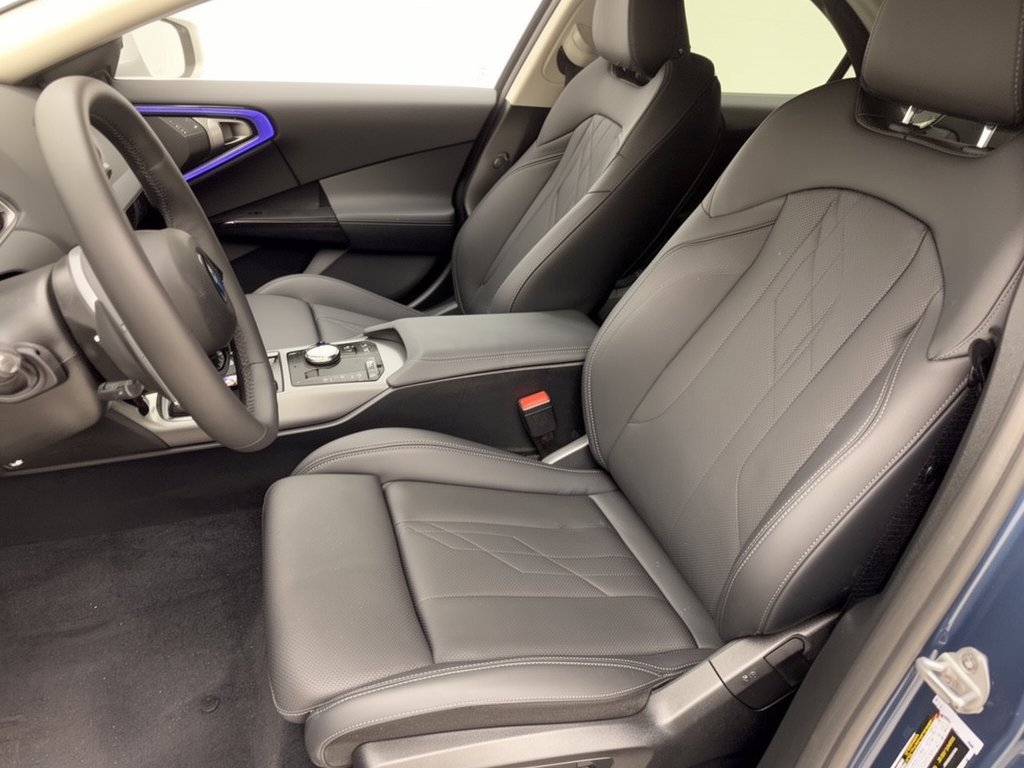 Used 2026 BMW X3 xDrive30i w/ Premium Package AWD/4WD image 5