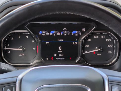 Used 2021 GMC Yukon SLT w/ SLT Premium Package image 15