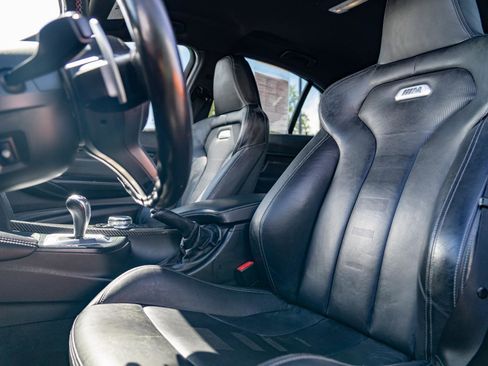 Used 2015 BMW M3 RWD image 17