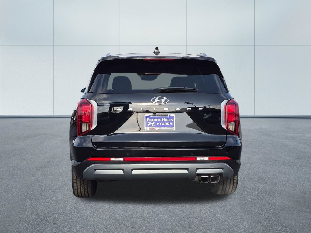 Used 2024 Hyundai Palisade Limited AWD/4WD image 5