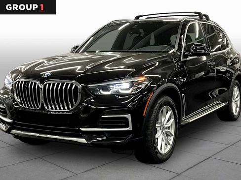 Used 2023 BMW X5 xDrive45e w/ Parking Assistance Package AWD/4WD image 1